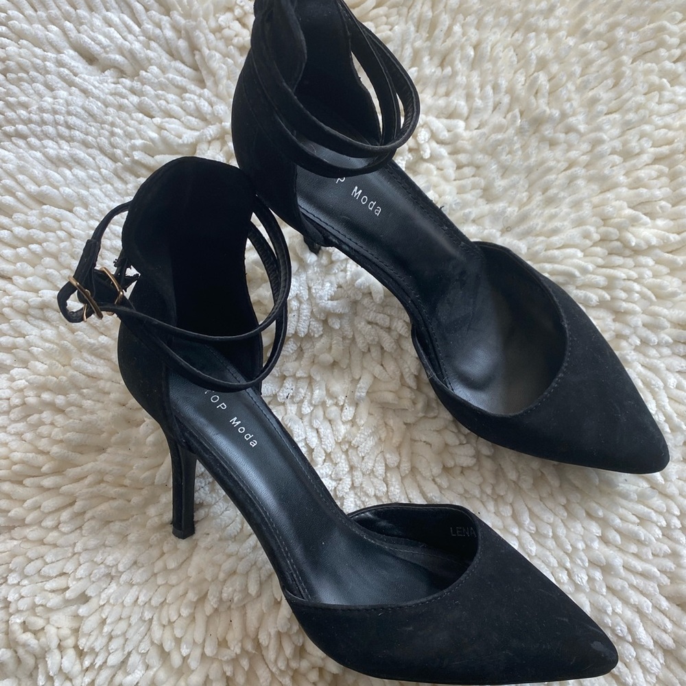 TOP Moda Elegant Black Heels